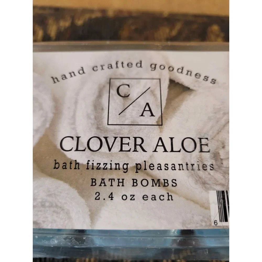 Clover/Aloe Bath Fizzies Pleasantries Bath Bombs- NIP